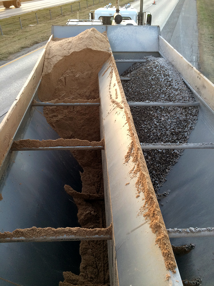Volumetric Mixer Bins